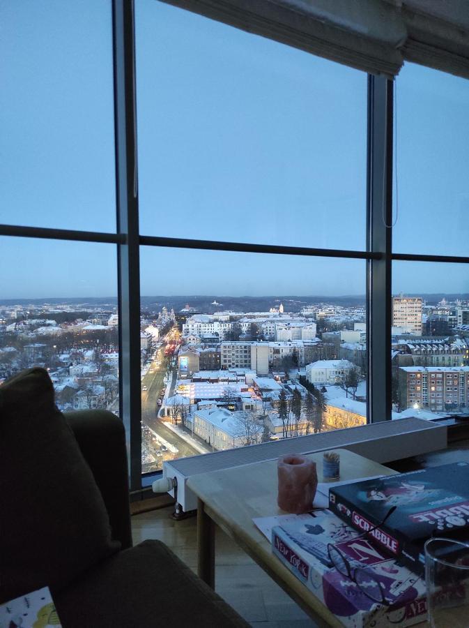 Luxury Apartment In Skyscraper Vilnius Luaran gambar